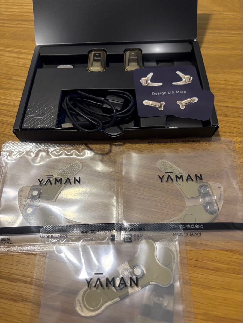 YA-MAN デザインリフトモア　本体ストレッチフィットシート 目元口元3セット