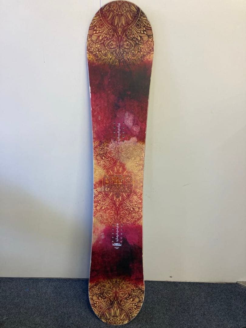 NITRO MYSTIQUE 146cm スノーボード