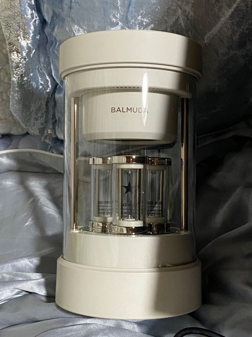 あきちゃん BALMUDA The Speaker バルミューダ