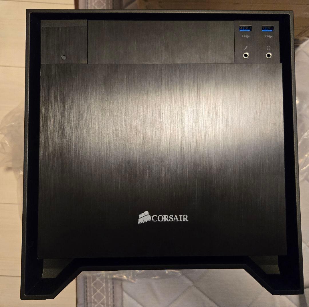 Corsair 250D Mini PCケース CC-9011047-WW