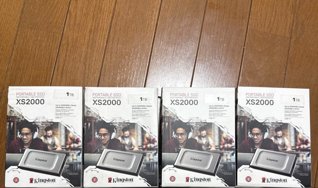 Kingston ポータブルSSD XS2000 1TB 数量 4 新品