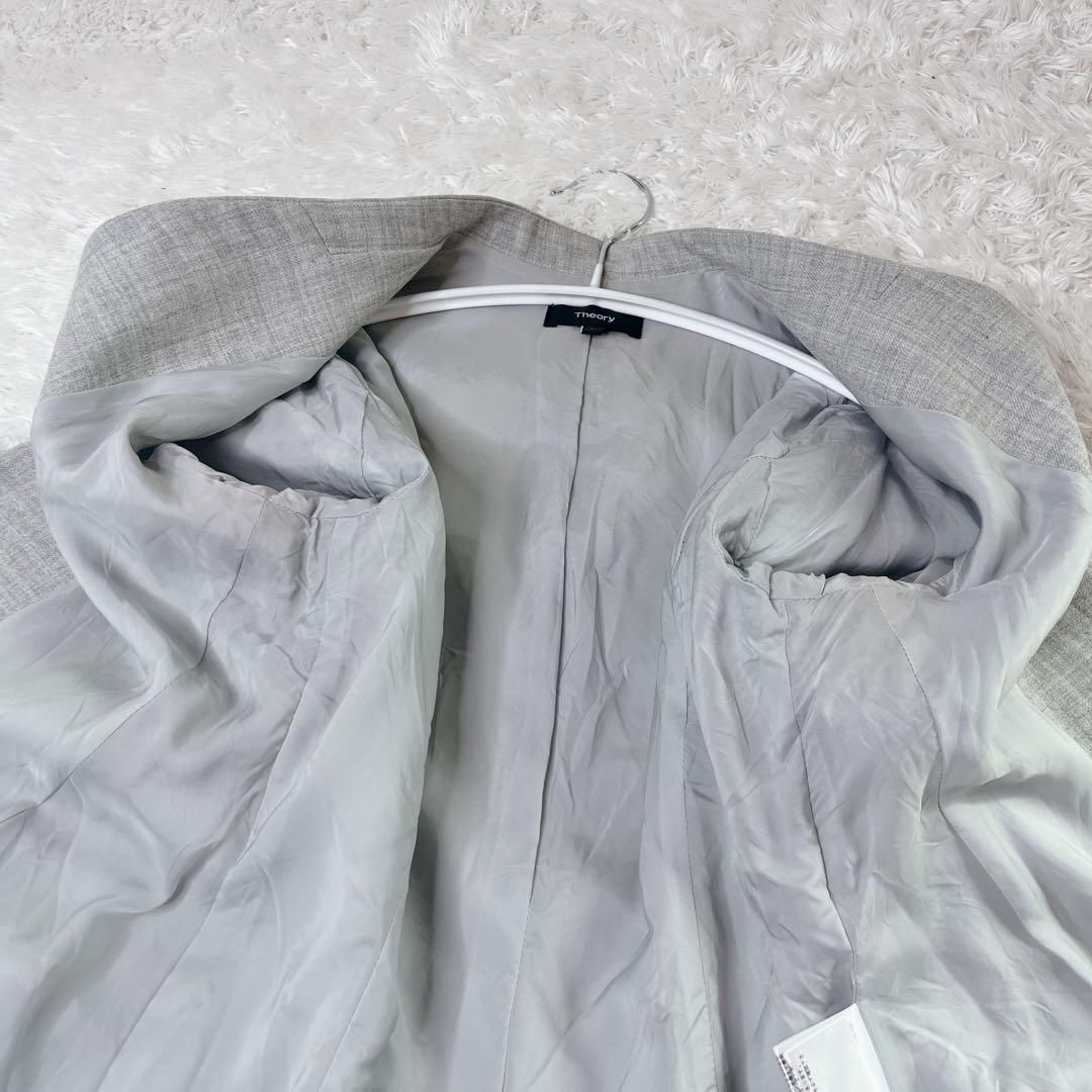 【美品】セオリー ノーカラーパンツスーツセットアップ ライトグレー M 現行タグ
