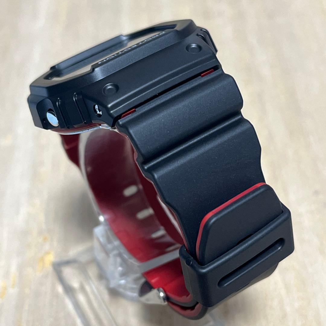 必見★未使用人気モデル極美品G-SHOCK DW-5600UHRブラック×レッド