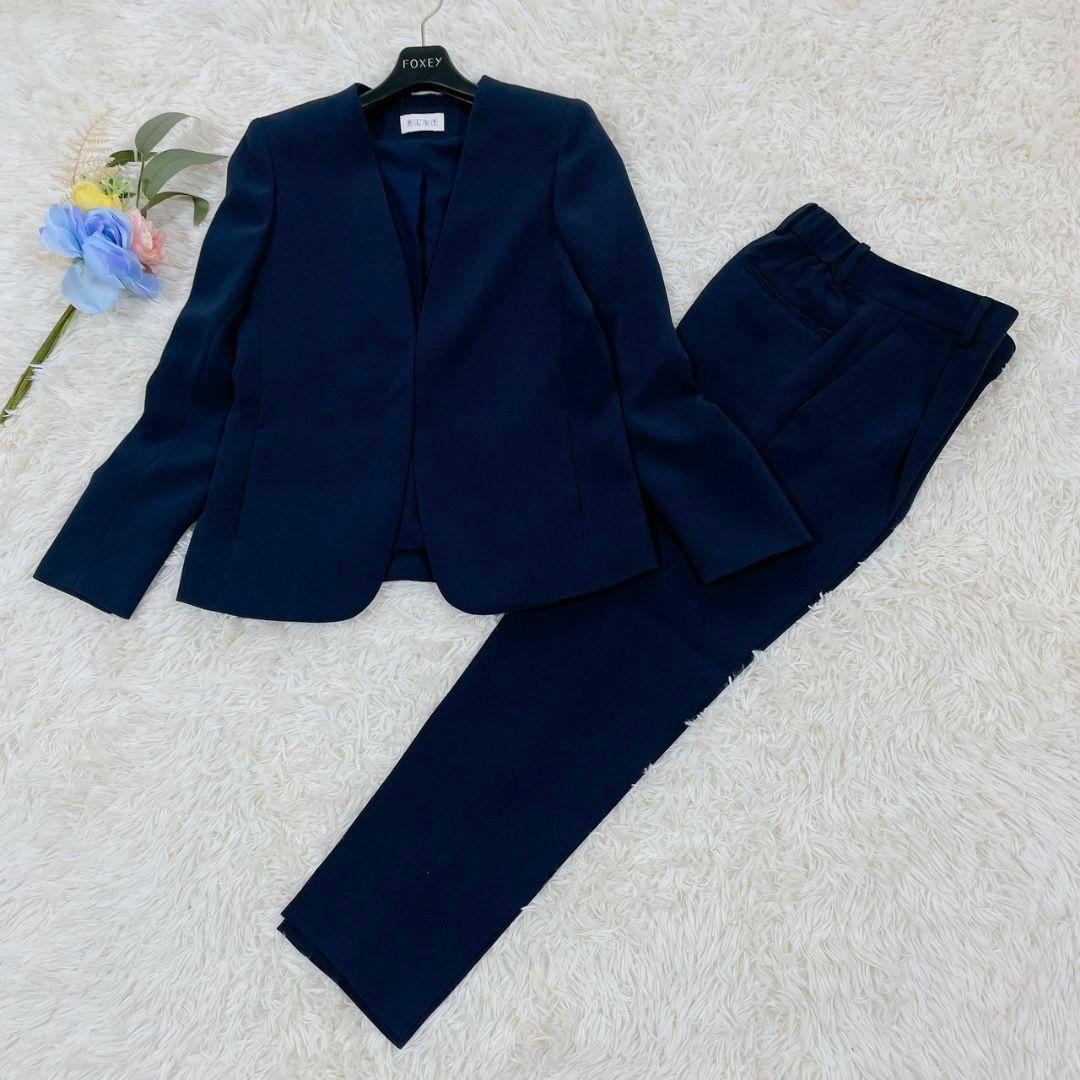 極美品　プラステ　ノーカラー　パンツスーツ　ネイビー　XS