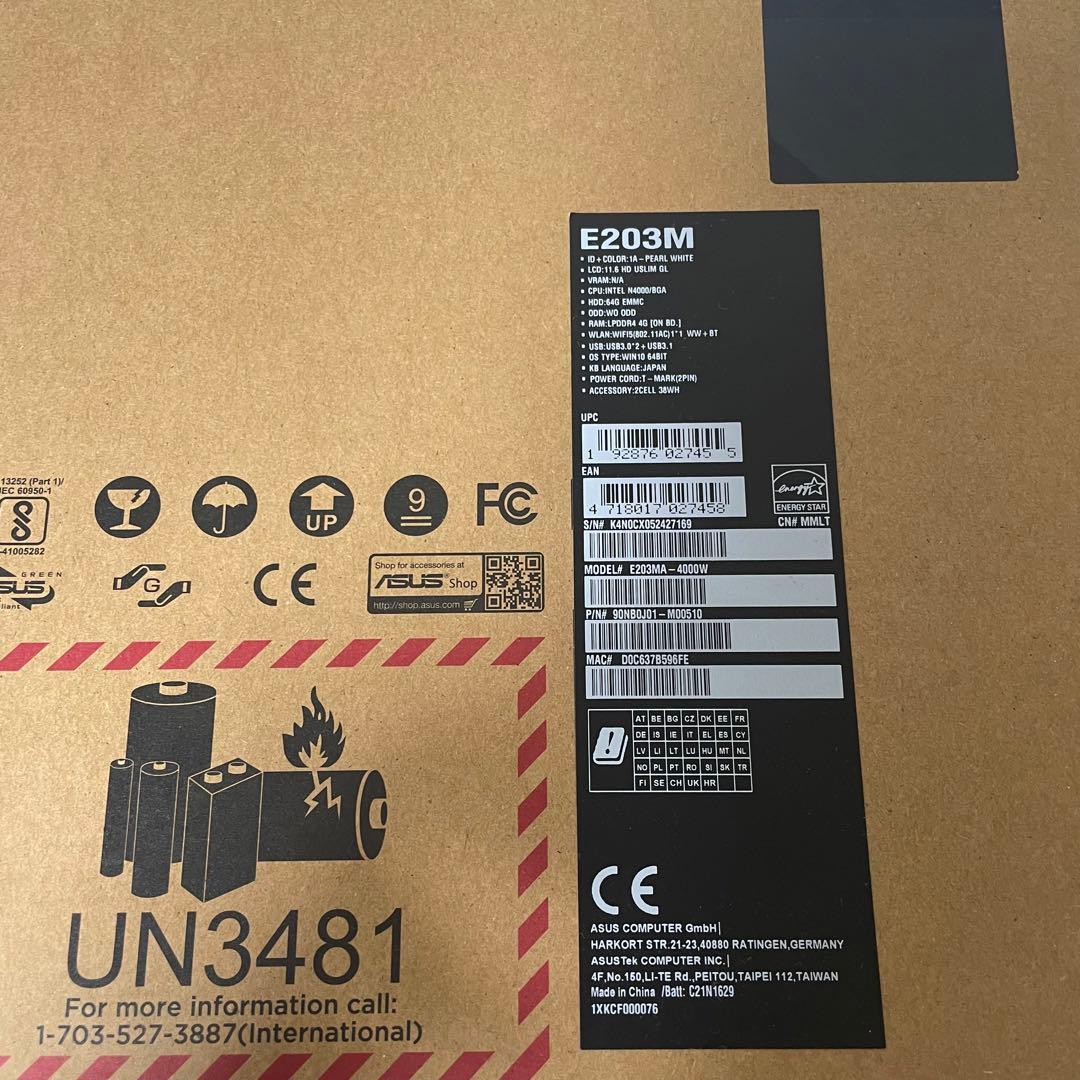 【美品】ASUS E203M-4000W パールホワイト ノートパソコン PC