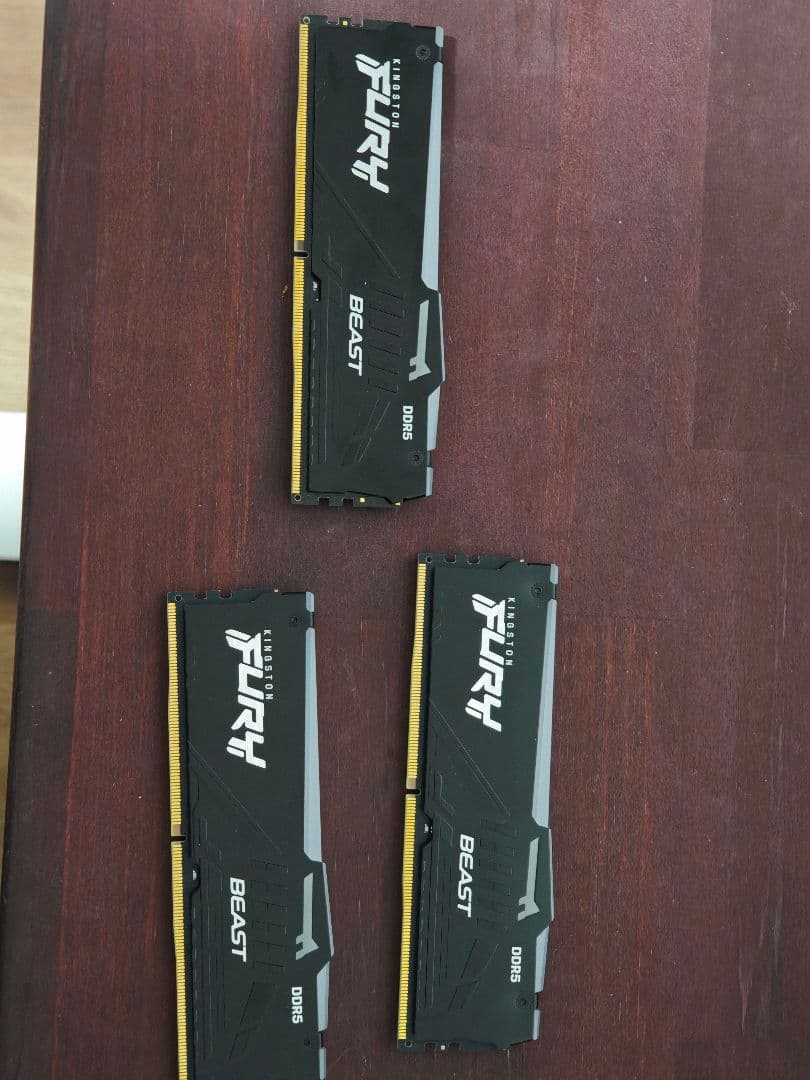 kingston DDR5メモリ 8GB×2 16GB×1