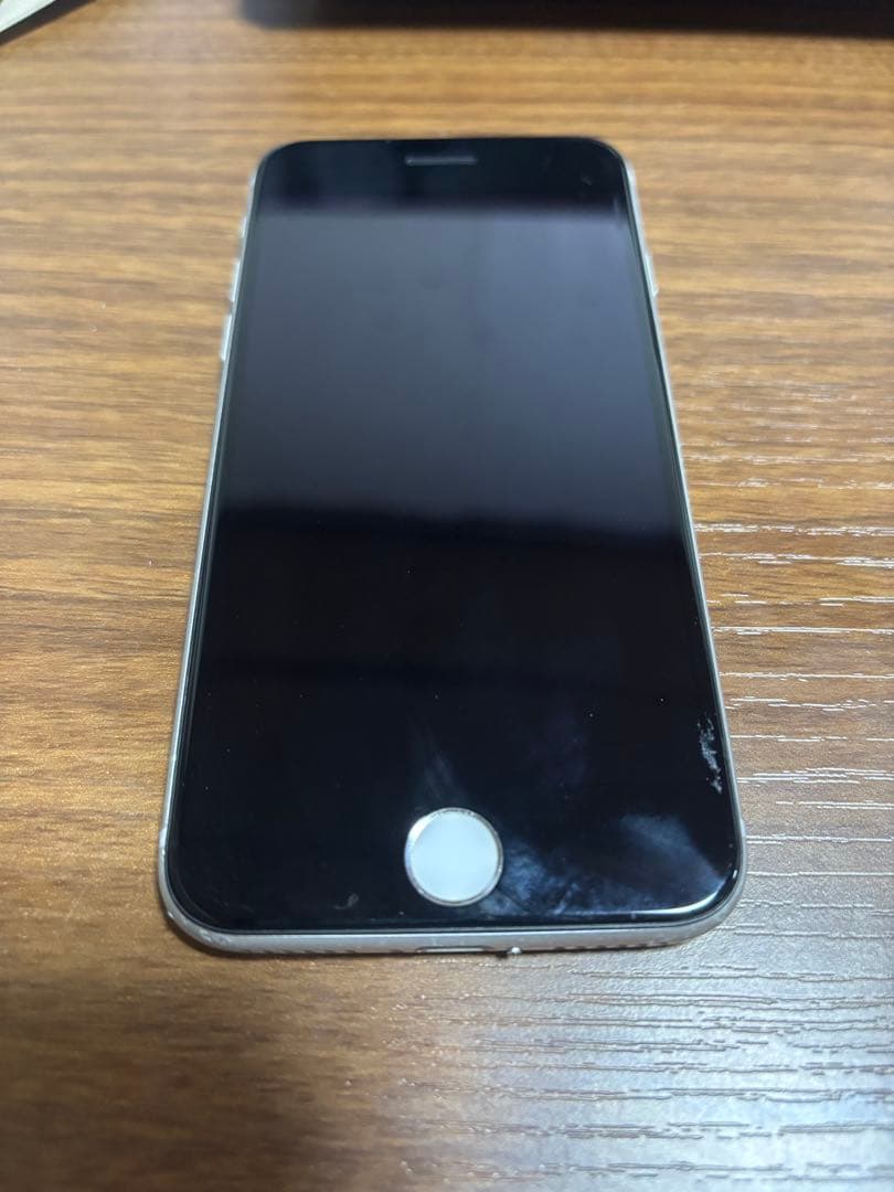 iPhone8 256GB 背面割れ等あり