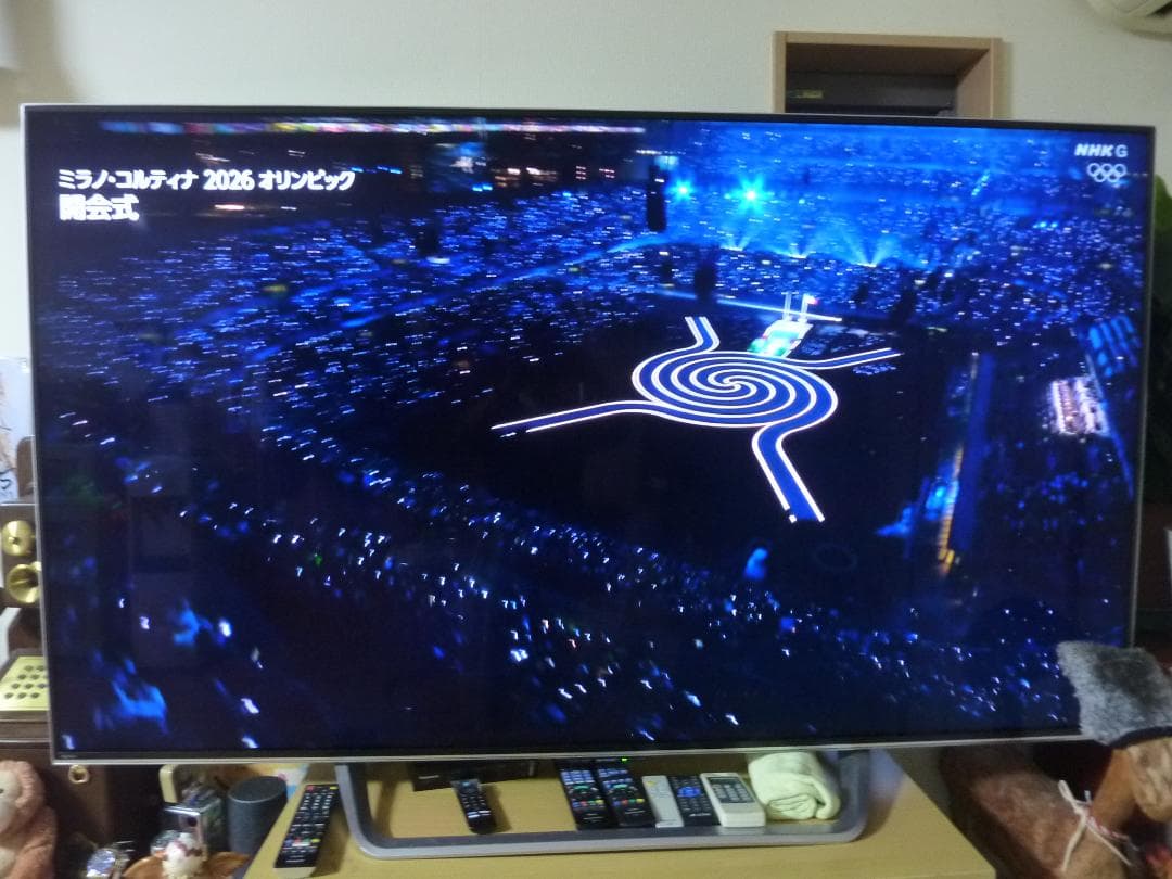 シャープ　AQUOS　 LC-70US4 　[70インチ]