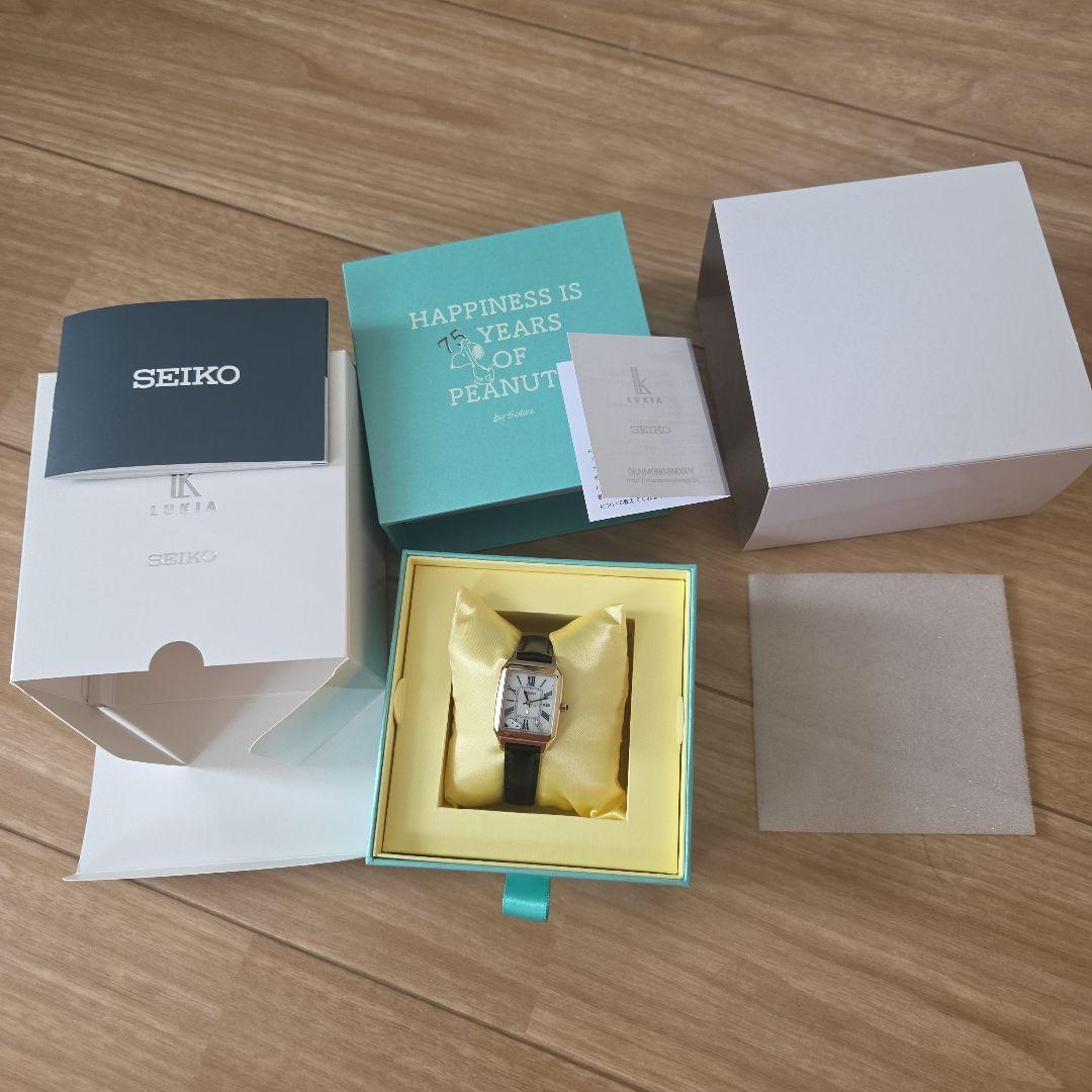 PEANUTS誕生75周年記念SEIKO LUKIAコラボモデル スヌーピー