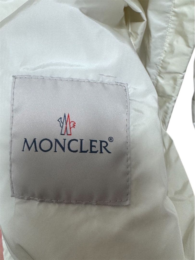 ホワイト ナイロンジャケット サイズ4