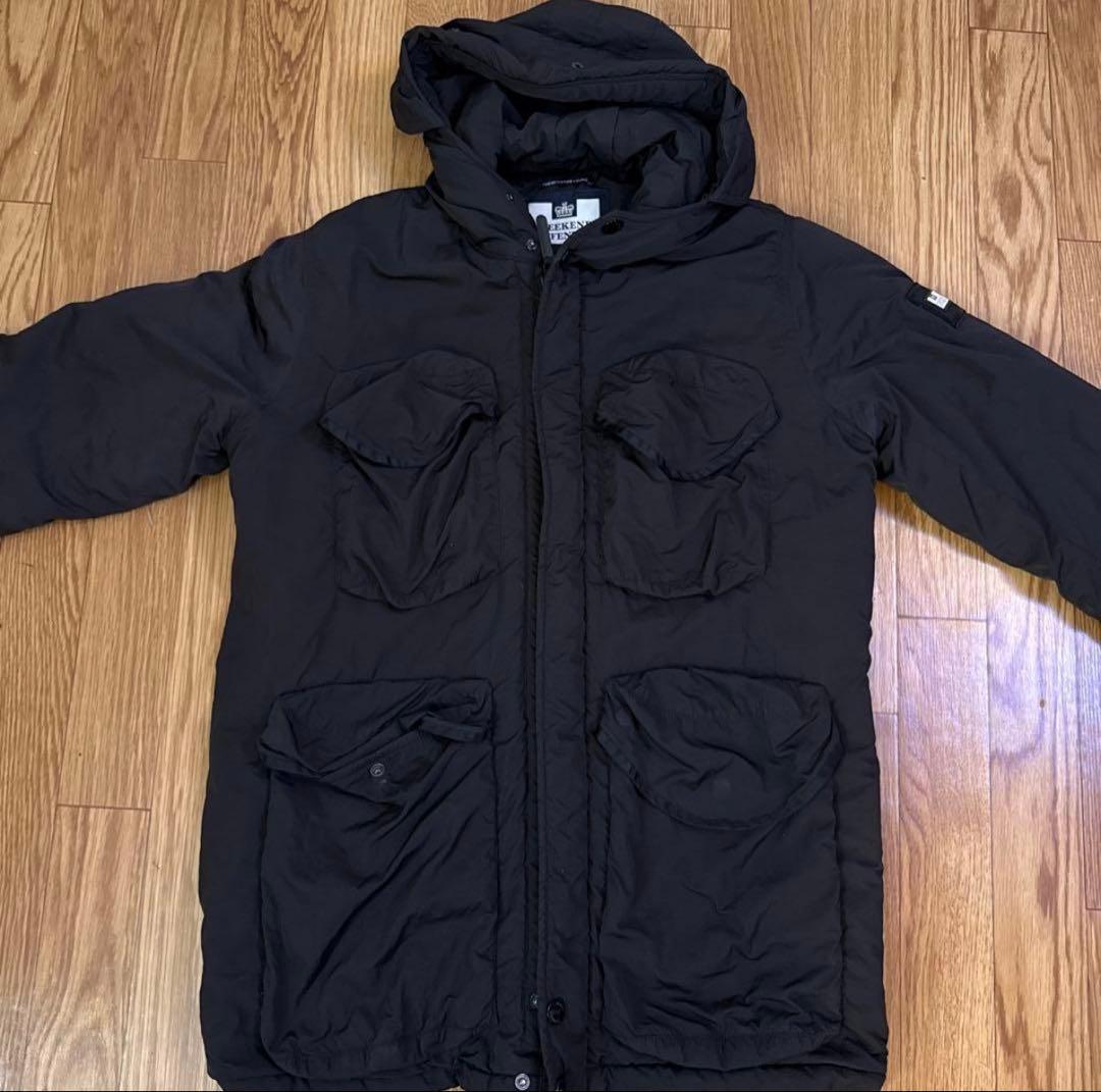 WEEKEND OFFENDER コート