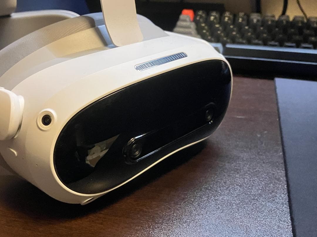 PICO4 Ultra RAM 12GB/ROM256GB / トラッカー付き