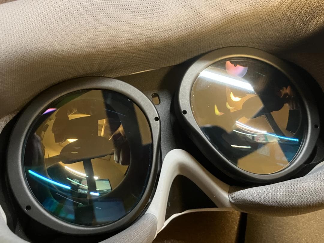 PICO4 Ultra RAM 12GB/ROM256GB / トラッカー付き