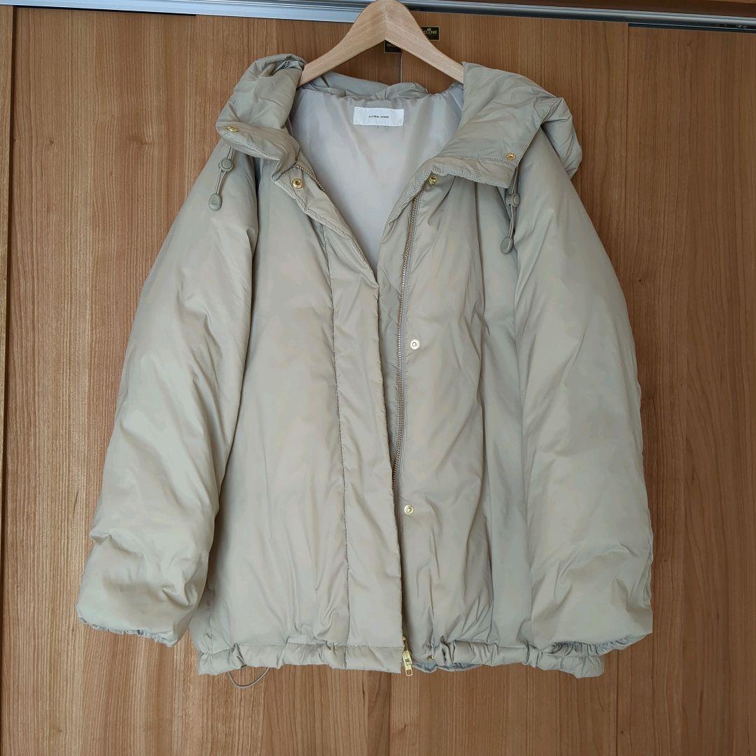 GLOBAL WORK　エアリュクスダウンフードブルゾン　M　ベージュ52