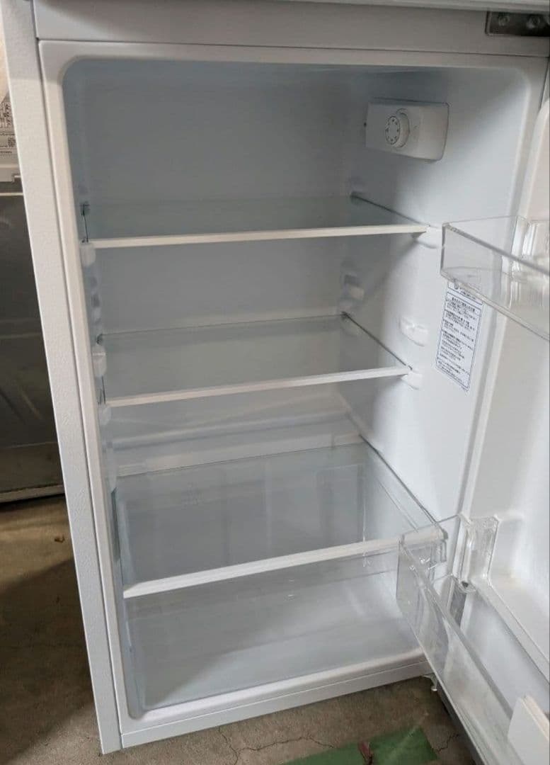 ハイセンス　冷蔵庫　HR-B12HW