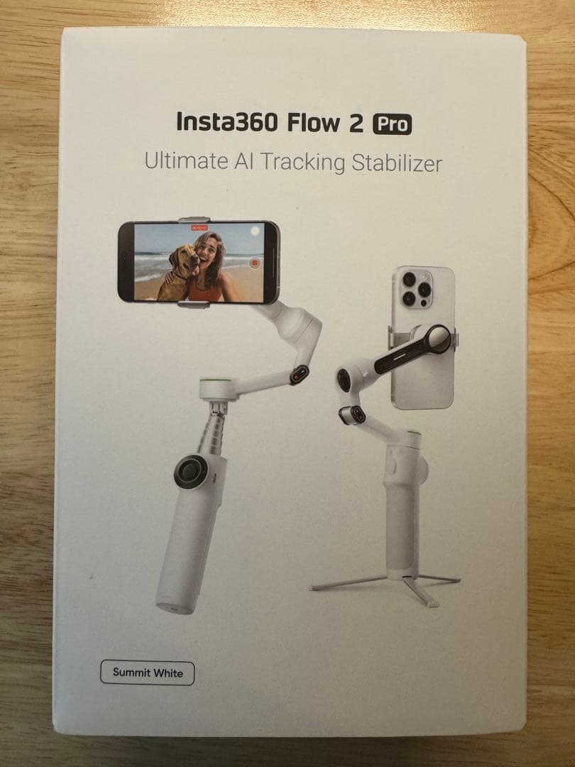 Insta360 Flow 2 Pro 磁気スマートフォンマウント付き