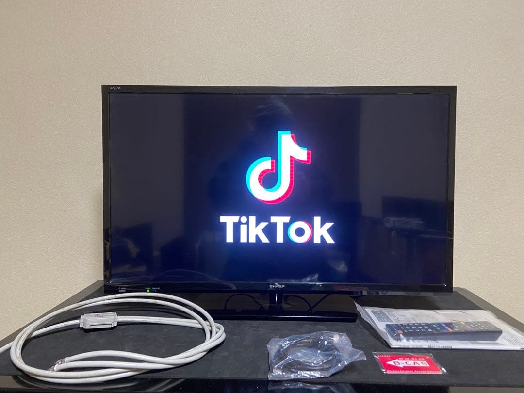 【今だけ優待価格】SHARP AQUOS ｜32V型HD｜裏番組録画対応