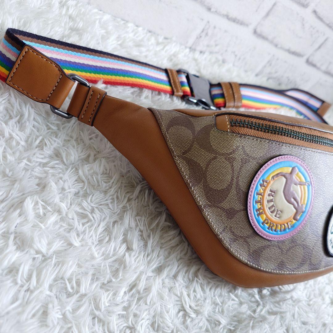 美品 コーチ ワーレン ベルトバッグ シグネチャー PVC パッチ クロスボディ