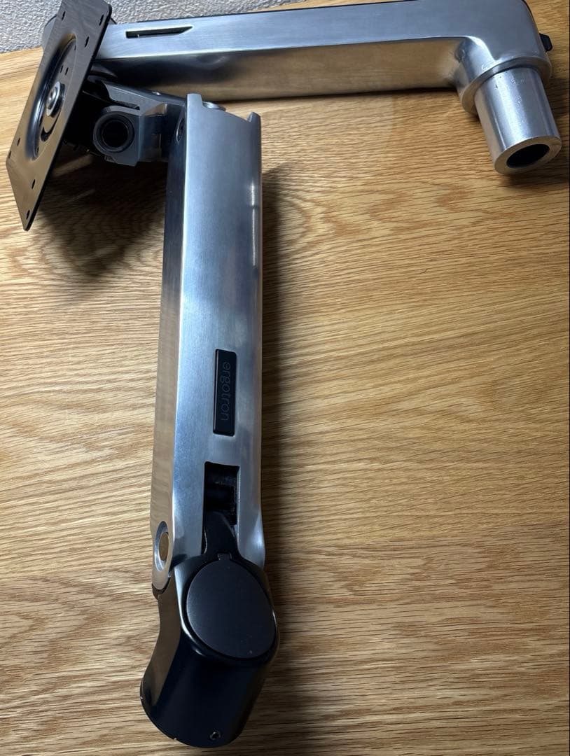 エルゴトロン LX Desk Monitor Arm シルバー