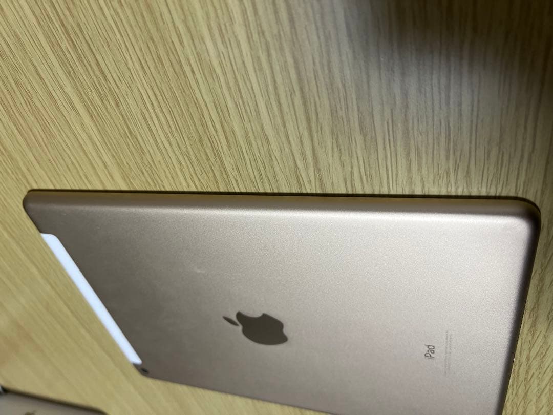 Apple iPad ゴールド 128Ｇ