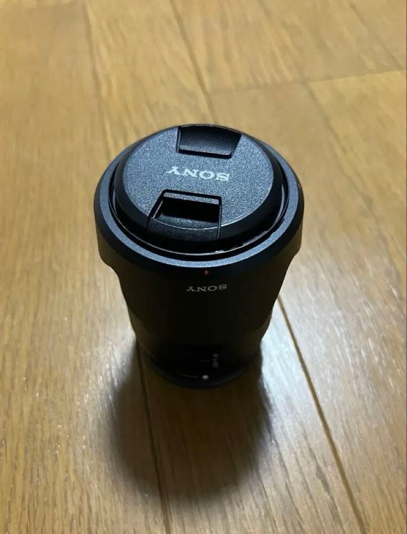 Sony E 18-135mm F3.5-5.6 OSS ズームレンズ