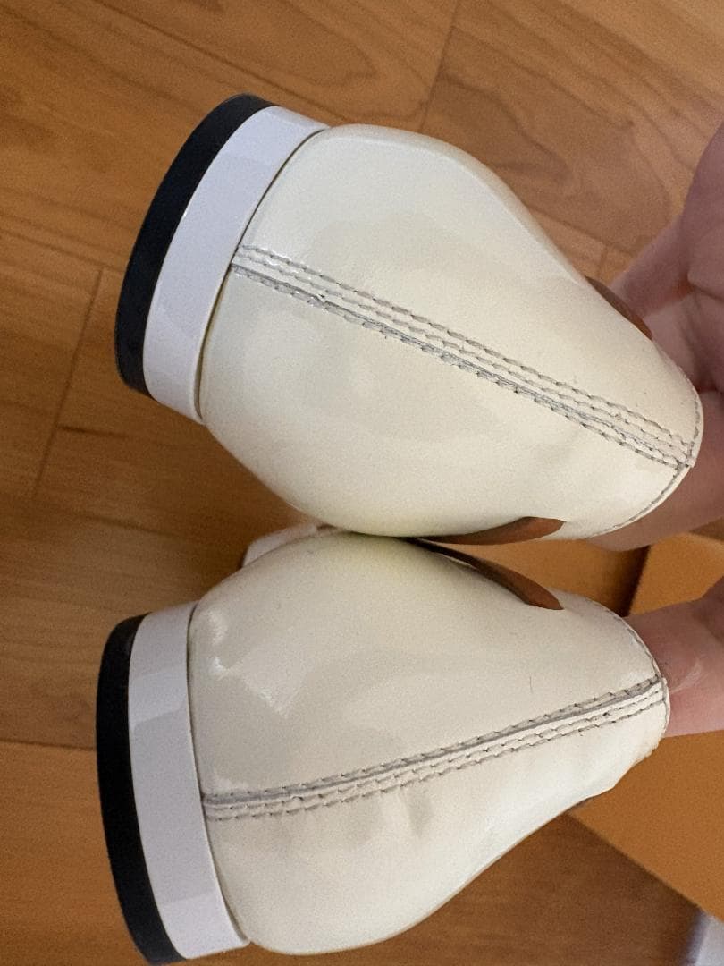 【未使用】TOD'S ホワイトレザー ローファー