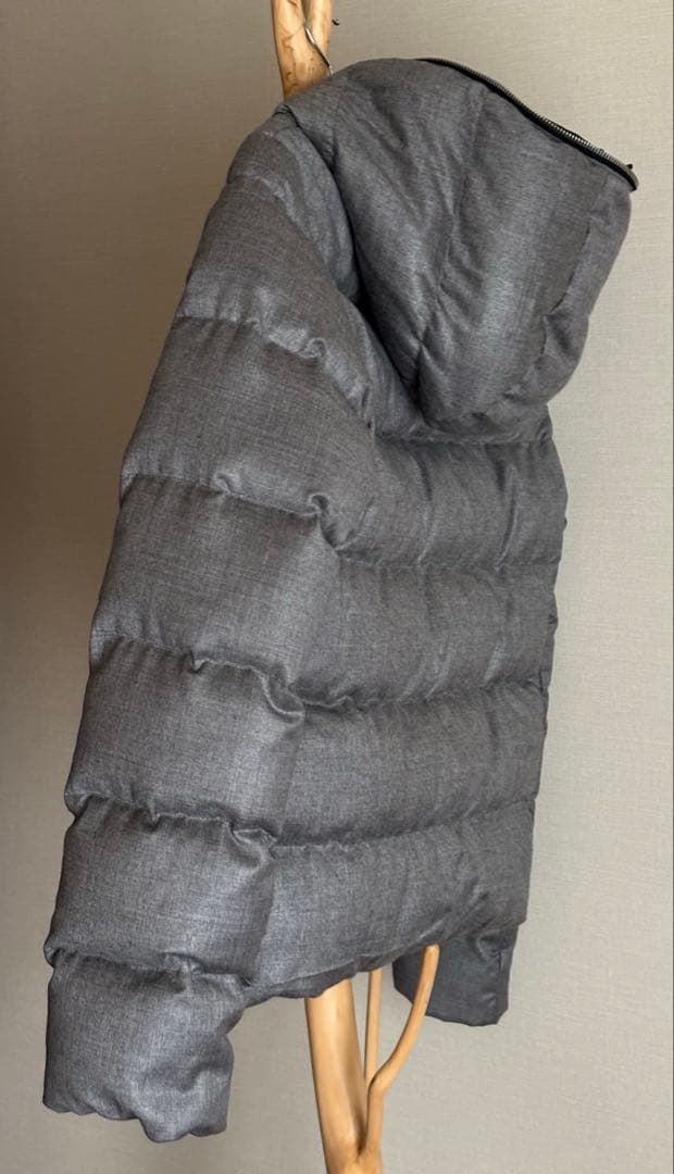 DUVETICA ウール　フード付きダウンジャケット　size40