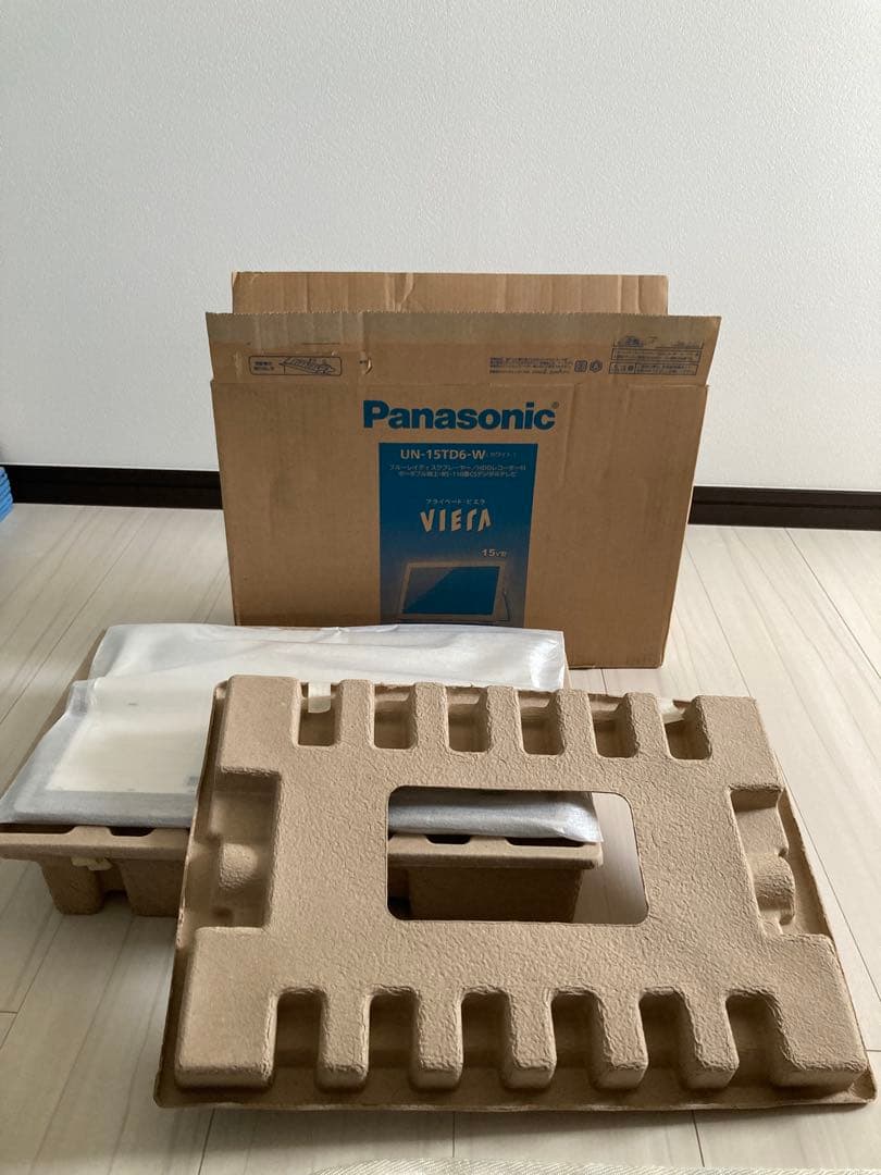パナソニック　Panasonic　プライベートビエラVIERA UN15TD6