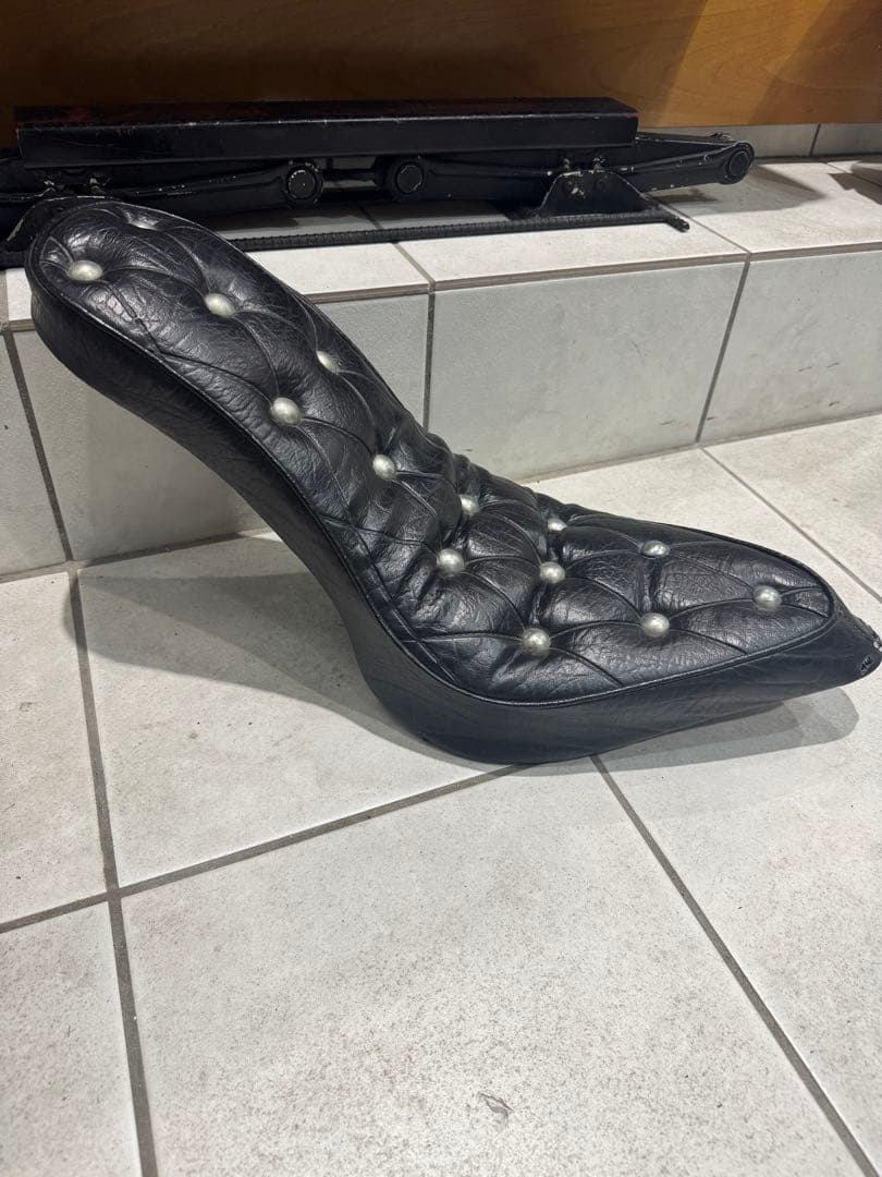 70s NOS ジュリアーリ ハードテール コブラシート ダイヤステッチ