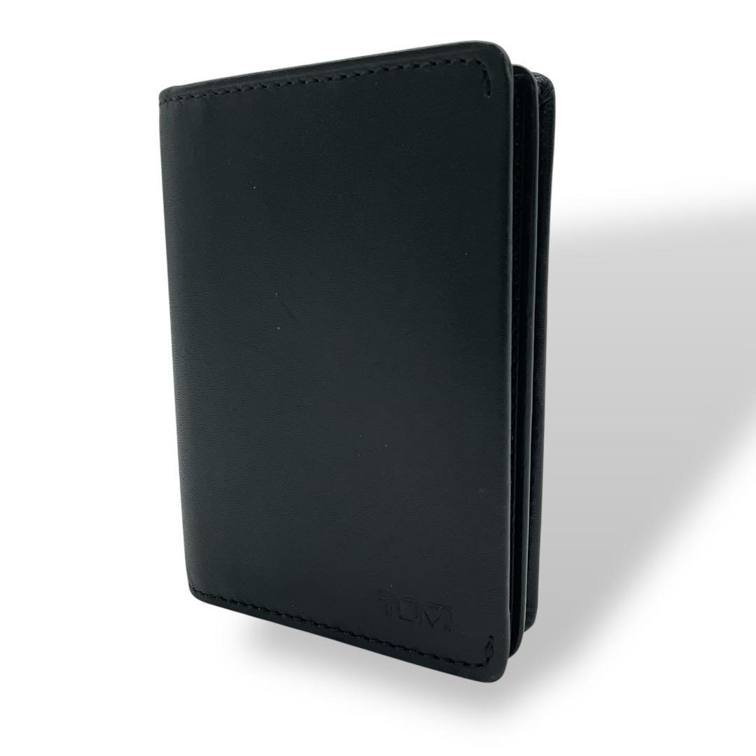 美品 TUMI トゥミ カードケース パスケース 名刺入れ ブラック レザー 黒