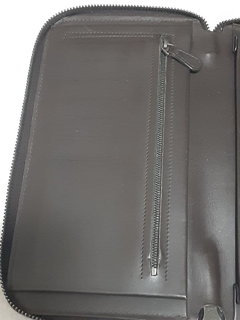 ボッテガヴェネタ　BOTTEGA VENETA　長財布　ラウンドファスナー