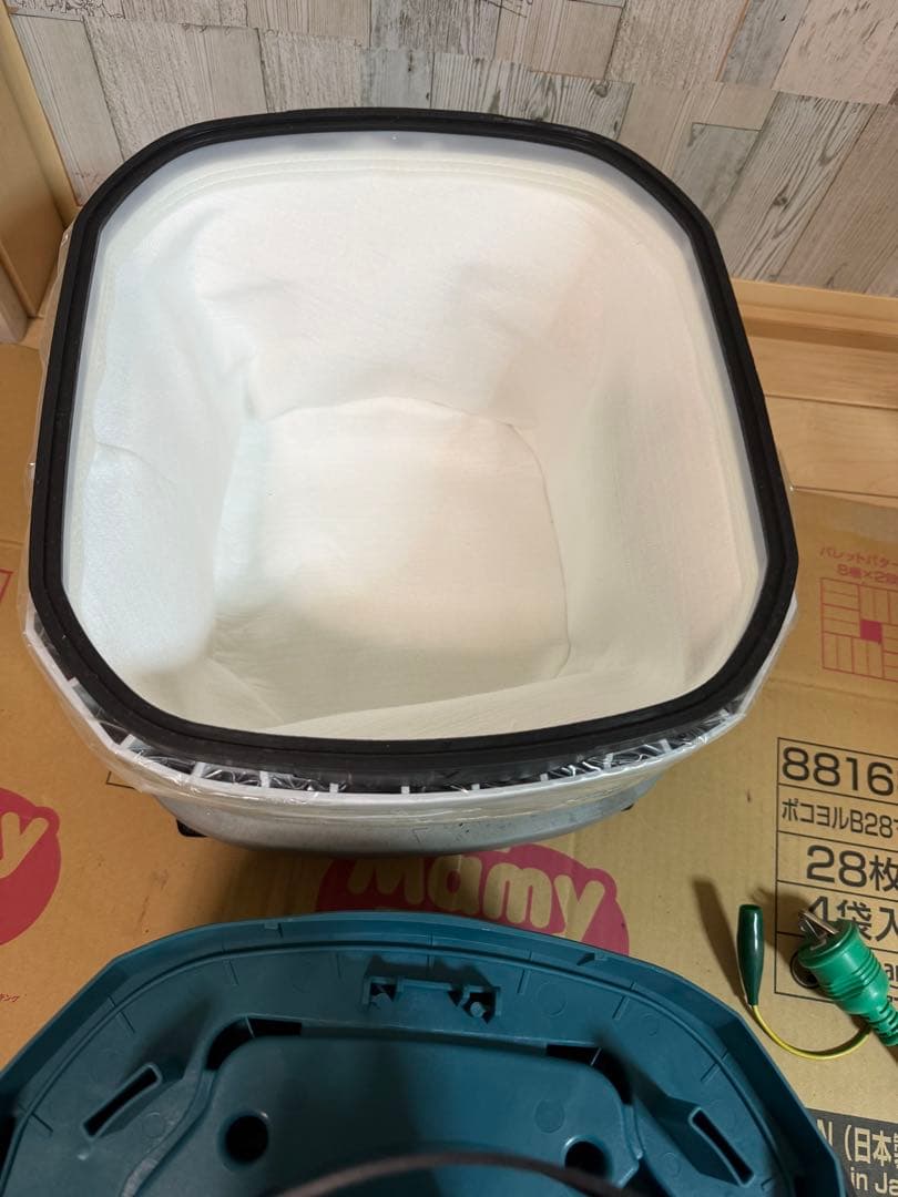 マキタ　集じん機　VC0820