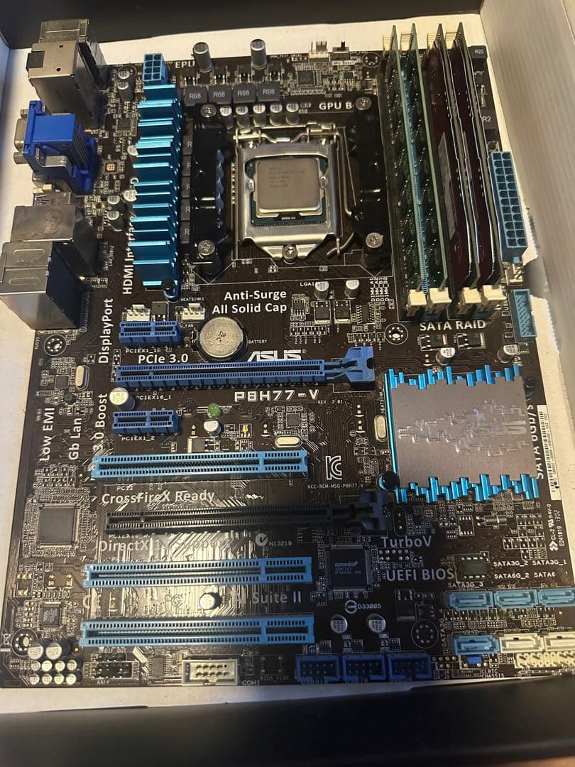 ASUS P8H77-V マザーボード + i7-3770K + DDR3メモリ