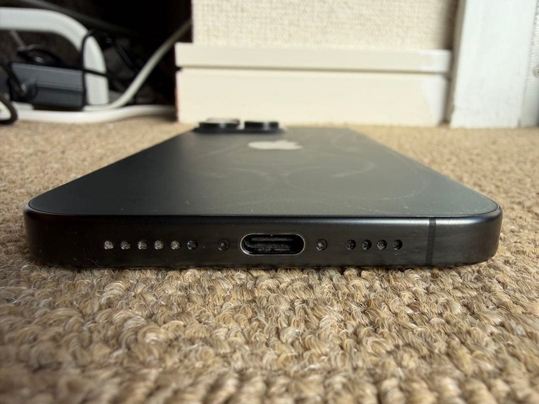 v*9様 iPhone 15promax 256GB 付属品無し