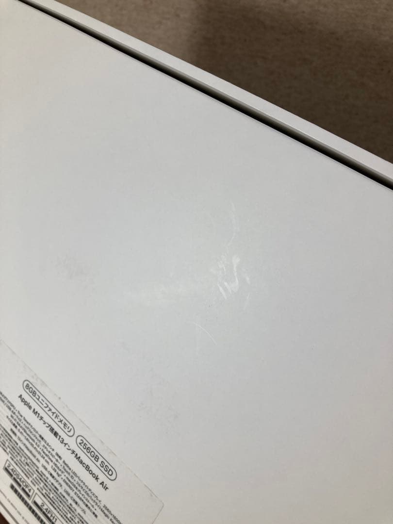 MacBook Air 13インチ　M1チップ 8GBメモリ　256GB SSD