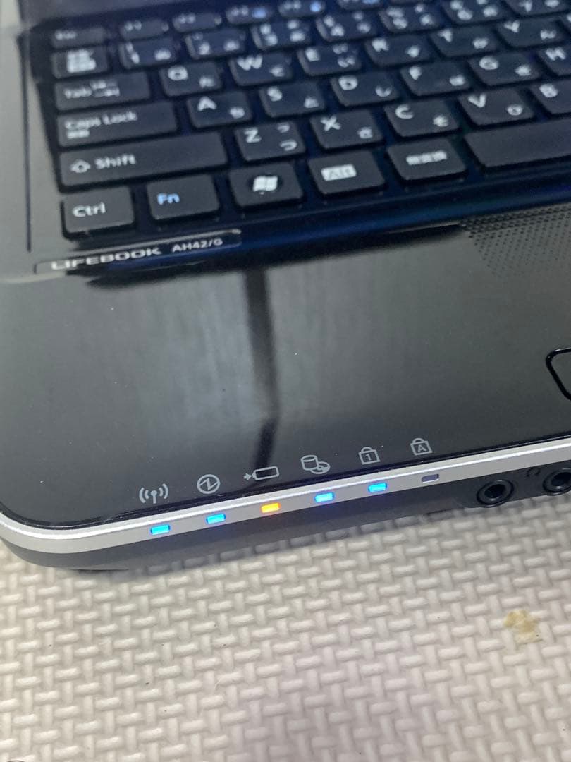 LIFEBOOK AH42/G Windows 7 ノートPC