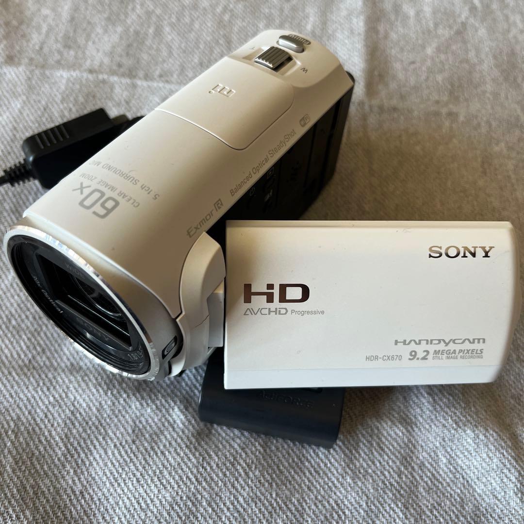 【中古品】SONY HDR-CX670 ビデオカメラ 本体＋おまけ