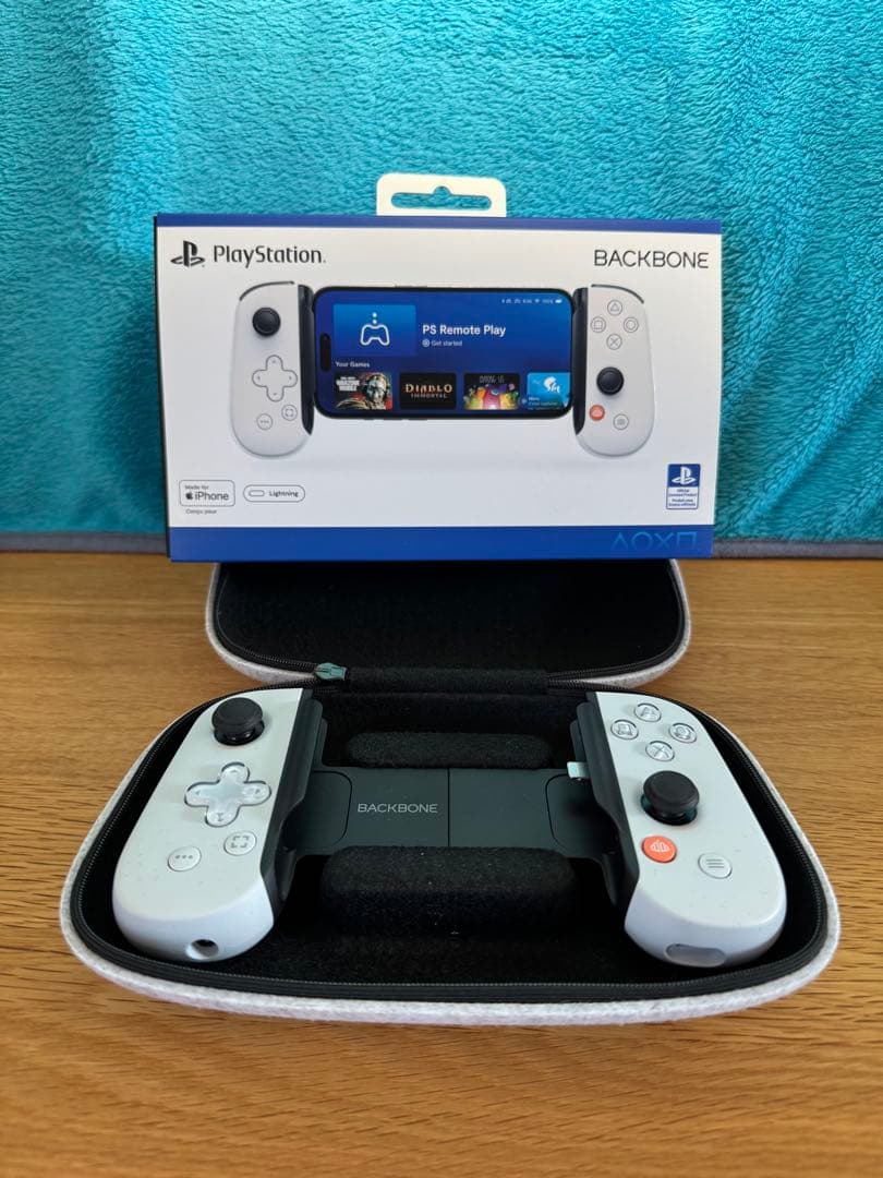 PlayStation Backbone iPhone用コントローラー