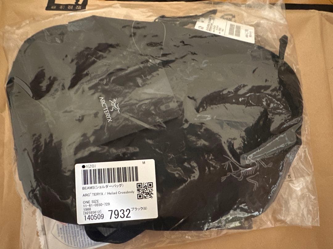 ARC’TERYX ヒリアド クロスボディバッグ 黒 新品