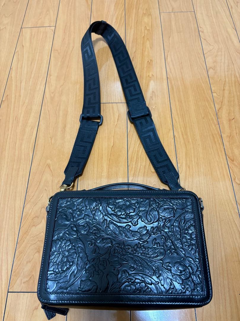 VERSACE メデューサ ビギーバロッコメッセンジャーバック