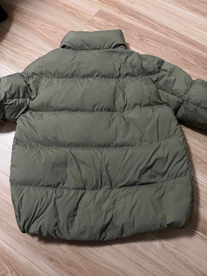 UNIQLO パウダーソフトダウンジャケット オリーブ Sサイズ 未使用タグ付き