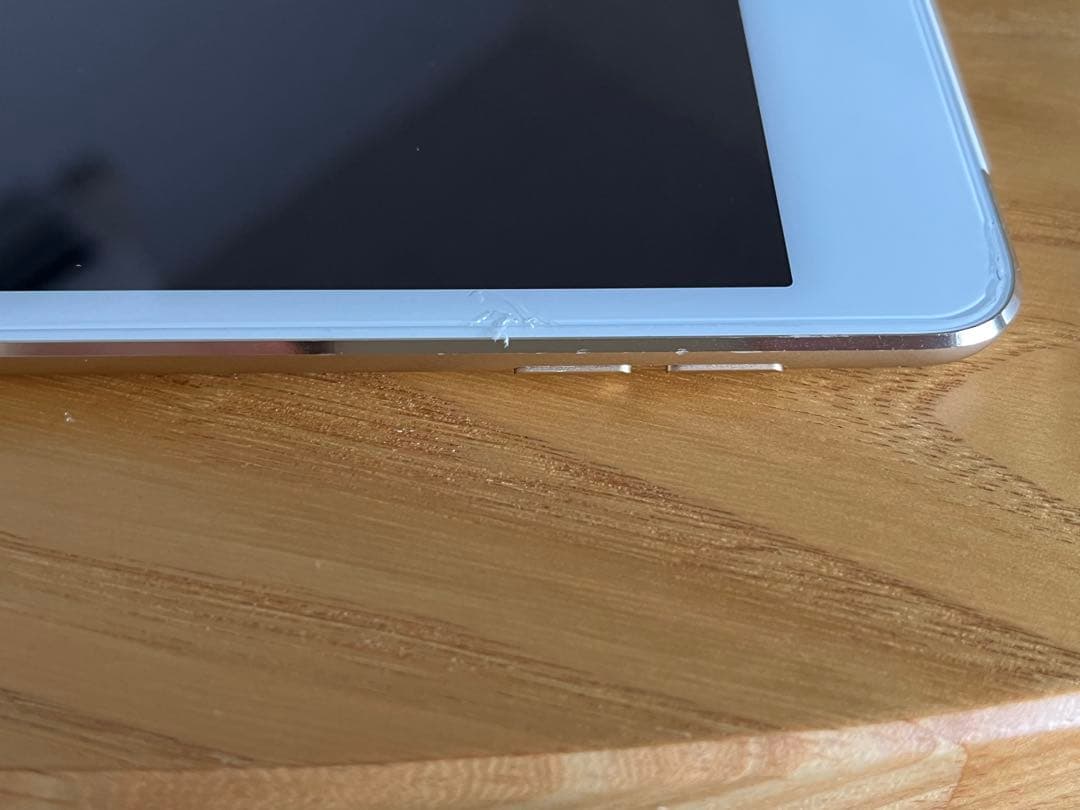 Apple iPad mini 4 ゴールド 本体