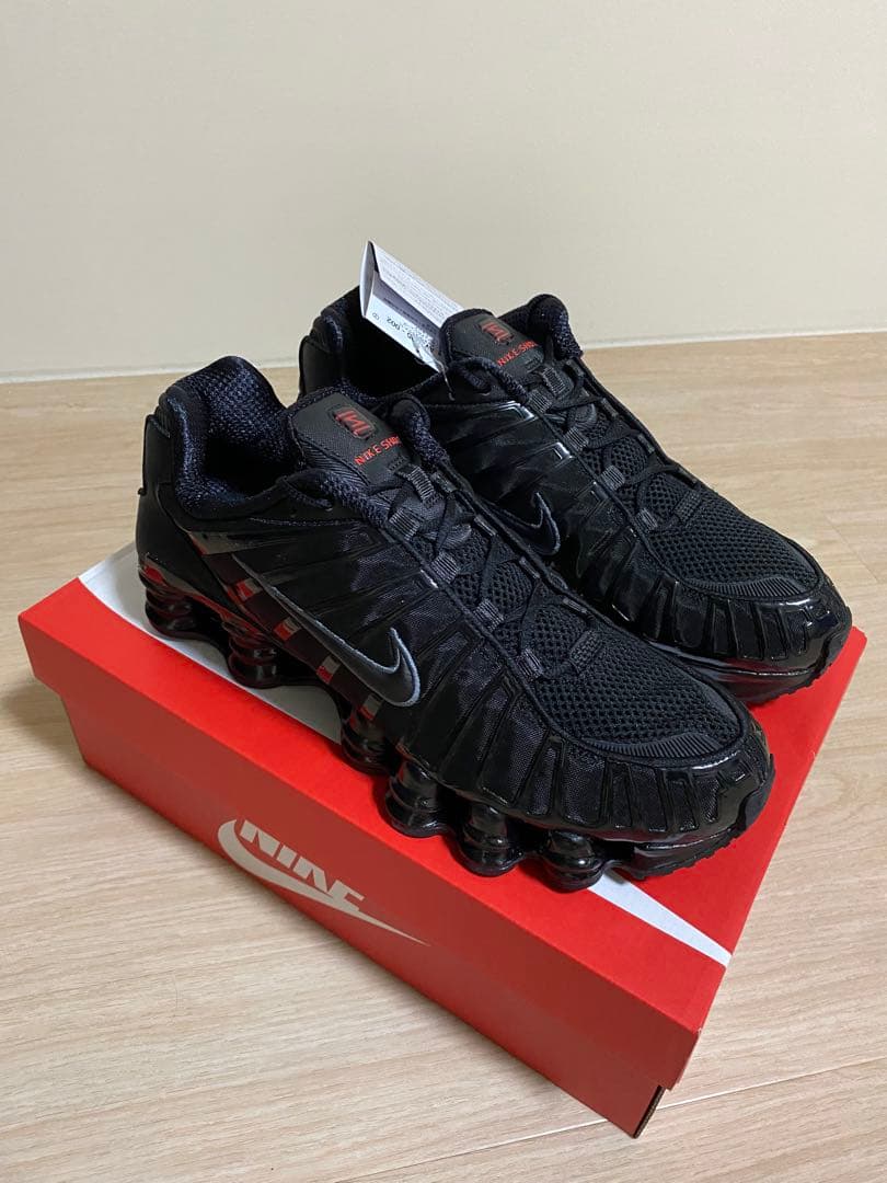 たくわん【新品未使用】NIKE SHOX TL / BLACK(黒)