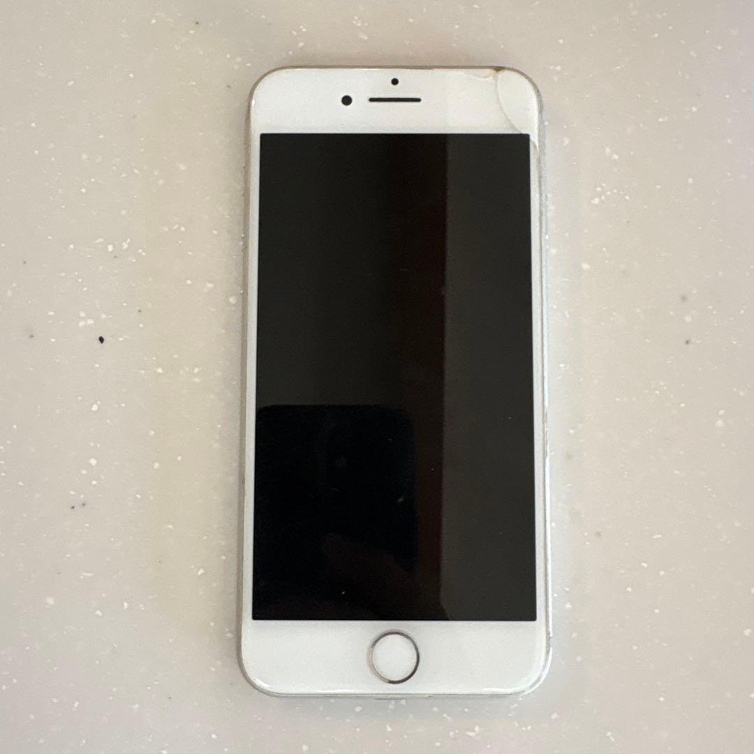 iPhone 8 64GB 本体 初期化済み 動作確認済み シルバー