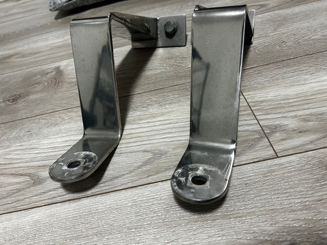 イスズ　ファイブスターギガ　フォグランプステー