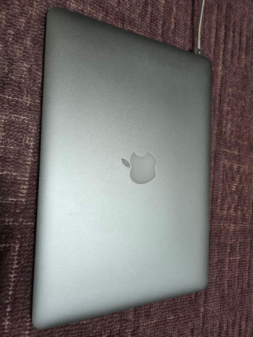 f*6様 MacBook Air 2017 シルバー macOS