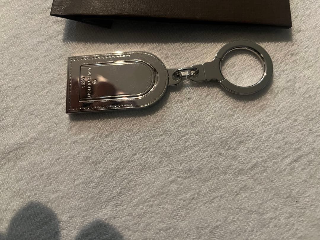 LOUIS VUITTON キーリング メタル製