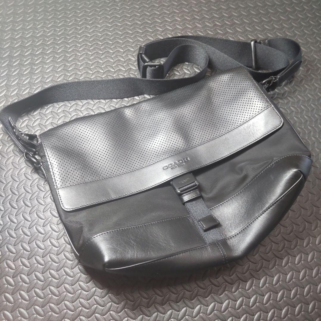 COACH　ショルダーバック