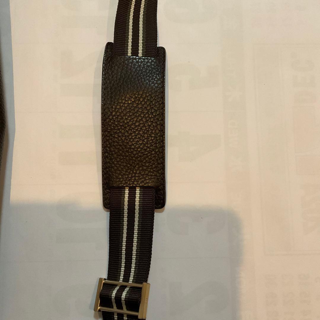 ダンヒルメッセンジャーバック