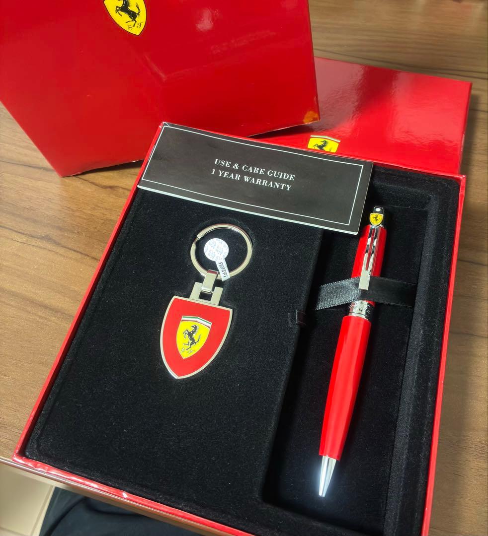 アクセサリー Ferrari Sheaffer Pen/Key Ring Set 9503-2